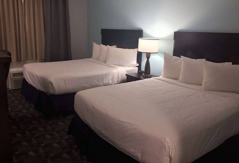 Номер Стандарт 2 Двуспальные Кровати, Travelodge By Wyndham Rosetown