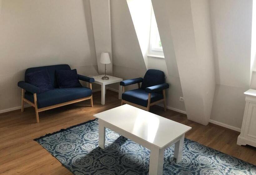 Номер Стандарт Вид на Сад, Manoir D Avray Beaujolais