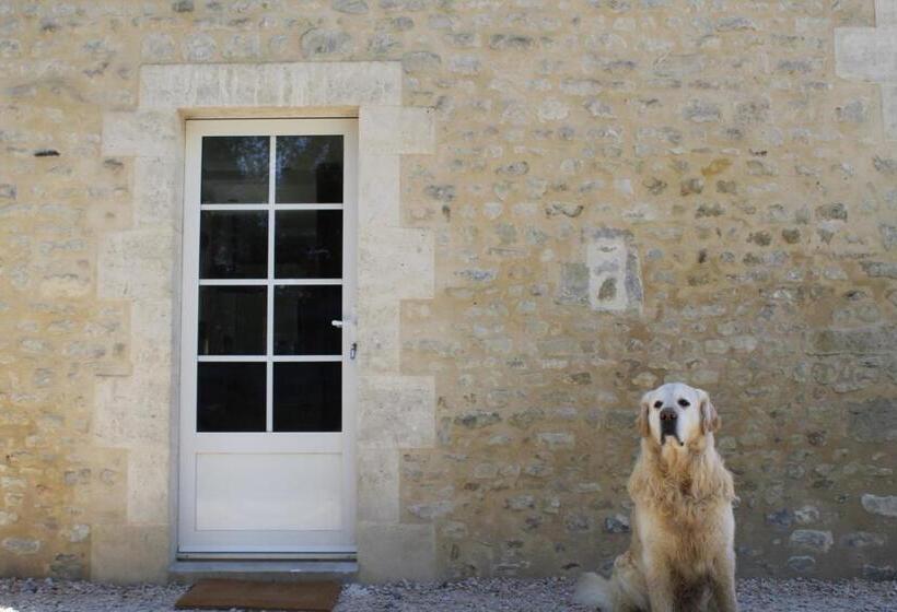Номер Стандарт, Gîte De Charme La Cour Souveraine