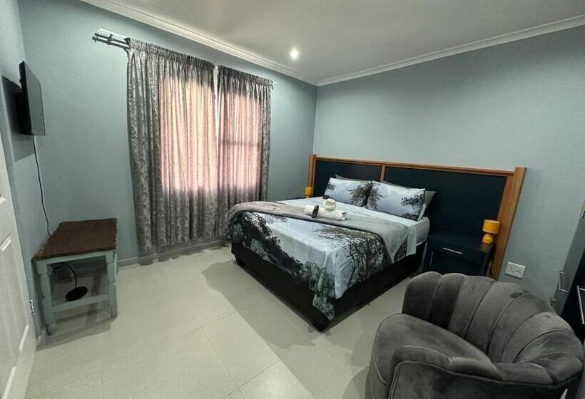 Номер Deluxe, Malaika Guest House