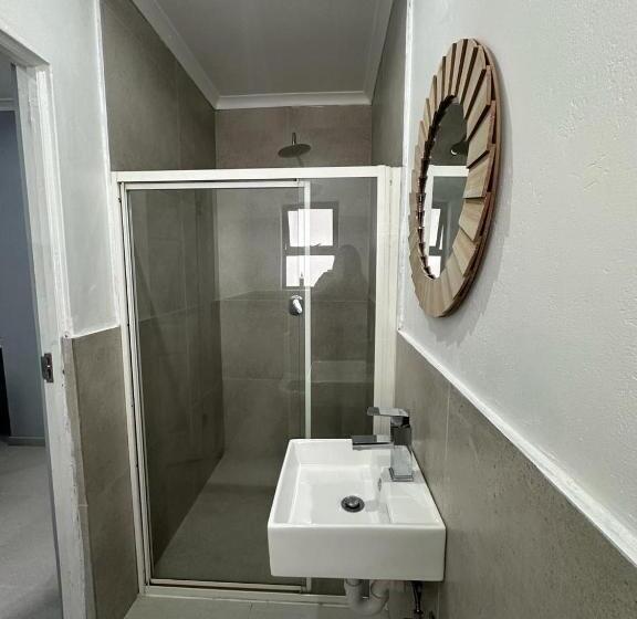 Номер Deluxe, Malaika Guest House