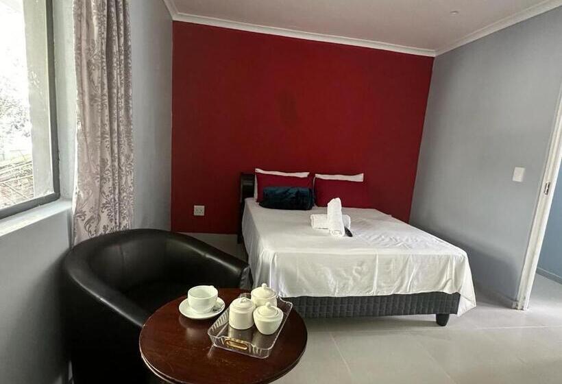 Номер Deluxe, Malaika Guest House