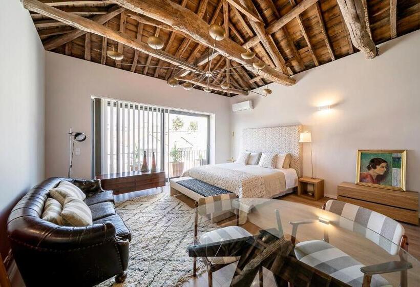 استودیوی لوکس, Palácio Fenizia Lux Apartments