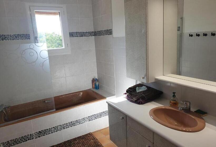 اتاق استاندارد, Chambre Avec Cuisine équipée Sur Demande