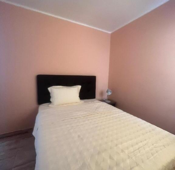 Номер Стандарт, Cardos Hostal
