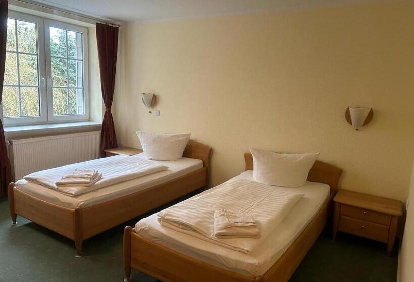 Номер Стандарт, Pension Am Schönower Schlosspark