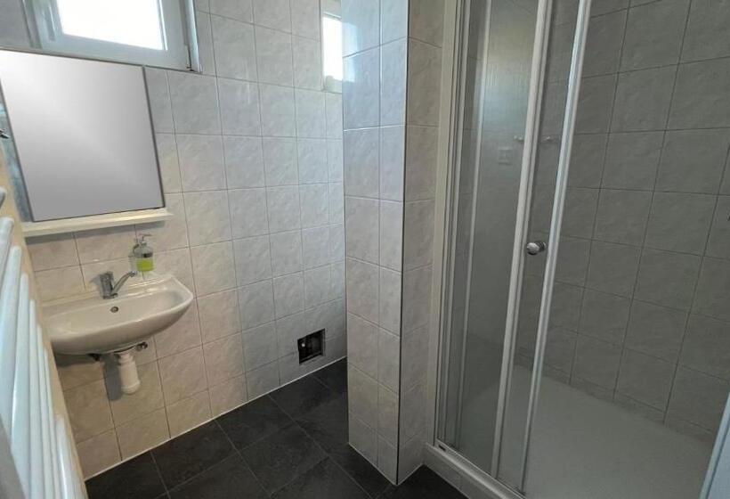 Апартаменты 2 Спальни, Apartmány Chata Samoty
