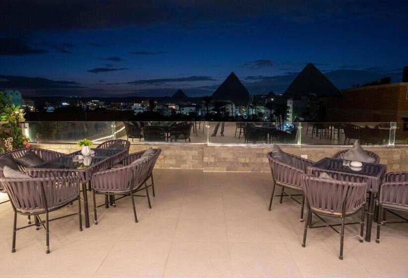 اتاق استاندارد با چشم‌انداز شهر, Tuya Pyramids