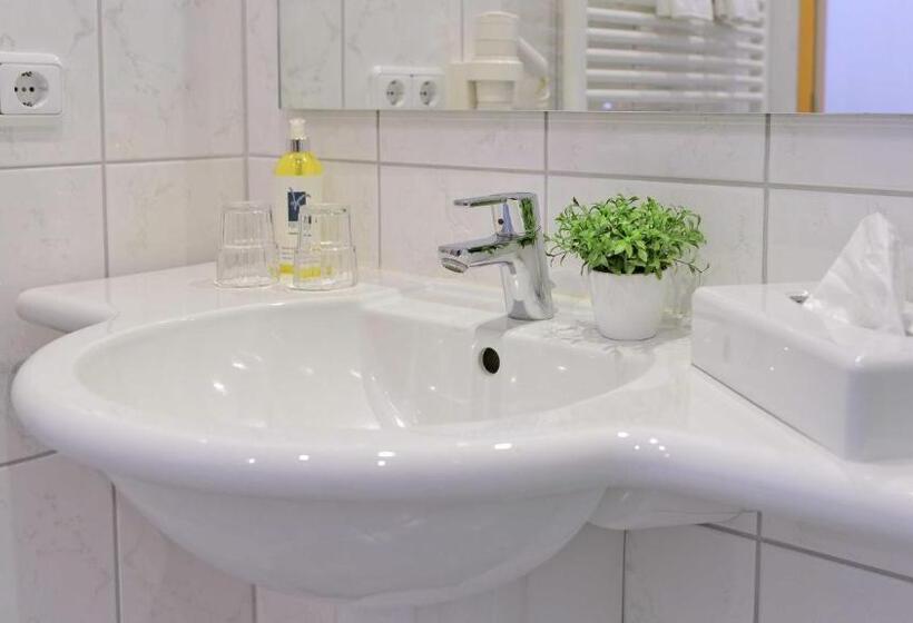 Номер Стандарт Индивидуальный, Landhotel Zur Eiche