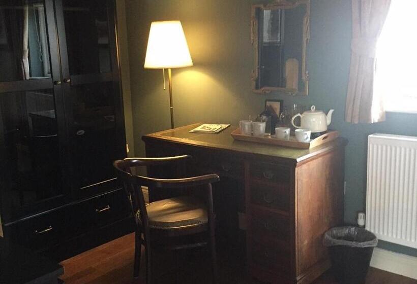 Четырехместный Номер Deluxe, The Blackboys Inn