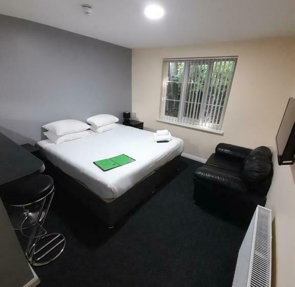 Family Suite, Lymedale Suites Studios & Aparthotel In Newcastle Under Lyme & Stoke
