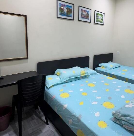 Трехместный Номер Deluxe, 西子楼 Czi Budget Hotel Sungai Siput