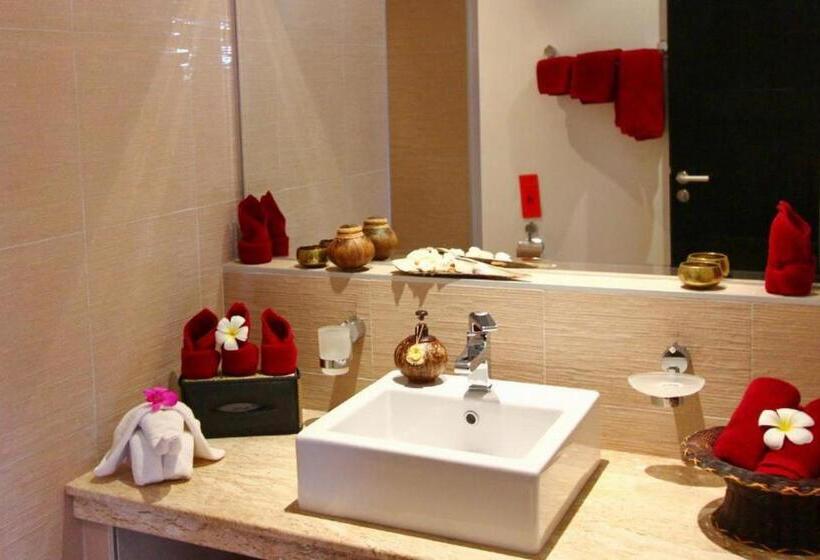 Номер Deluxe с Балконом, Beach Villa 23e Siam Royal Bay Resort