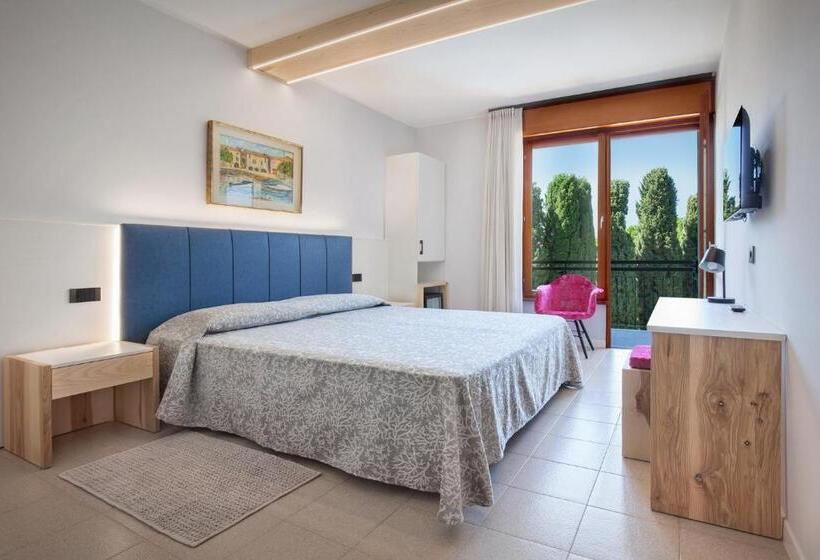 Номер Стандарт с Балконом, Gabbiano   Garda Lake Collection