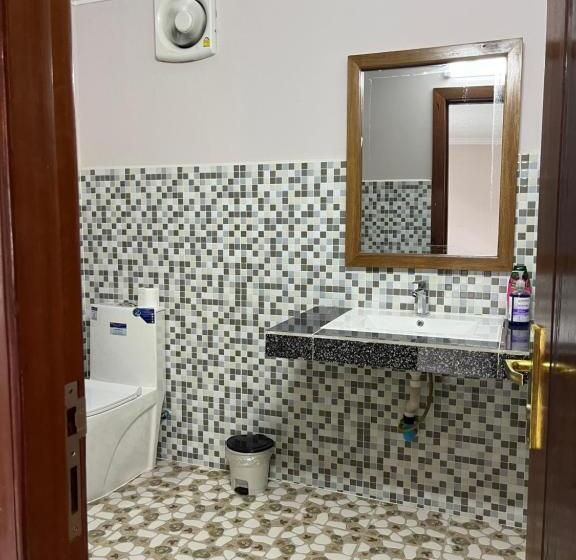 اتاق لوکس با بالکن, Villa Pich Boutique With Fast Wifi   Guesthouse & Free Gym Access