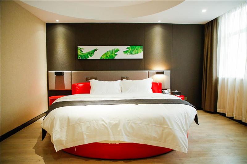 Romantic Room, Thank Inn Chain Hotel Shangqiu Yongcheng Jinbo Grand Plaza