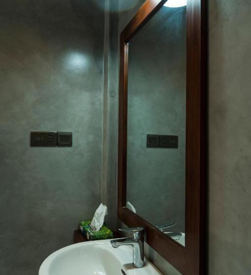 Номер Deluxe Вид на Море, Four Petals Inn