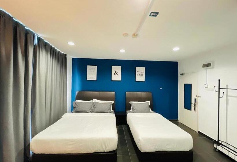 Family Suite, Halo Rooms