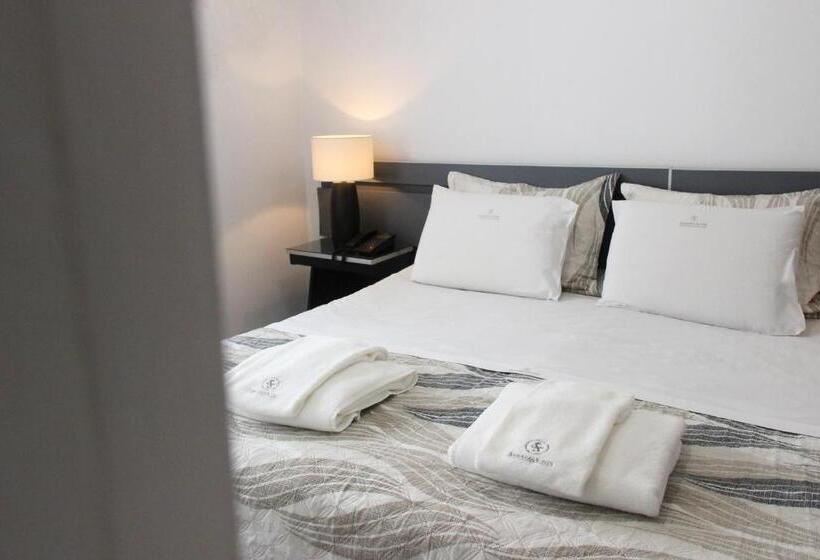 标准间, Samarán Suites