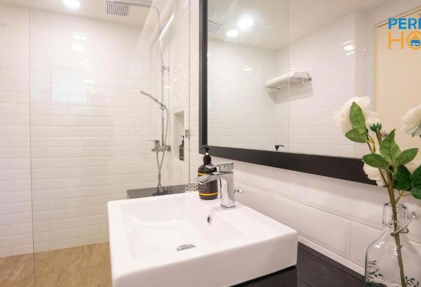 Студия Deluxe, Damai Laut Escape By Perfect Host