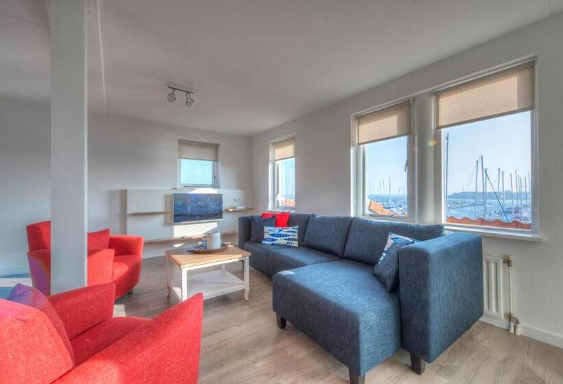 带3个卧室的公寓, Summio Marina Port Zélande