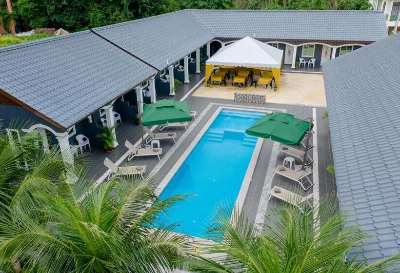 Quarto Familiar Superior, Cenang Rooms With Pool By Virgo Star Resort