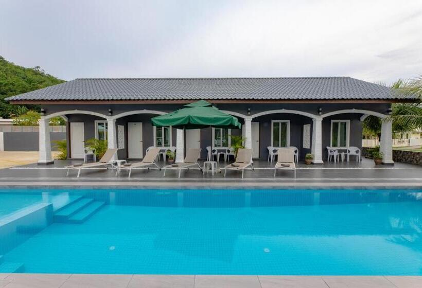 Quarto Superior Cama King, Cenang Rooms With Pool By Virgo Star Resort