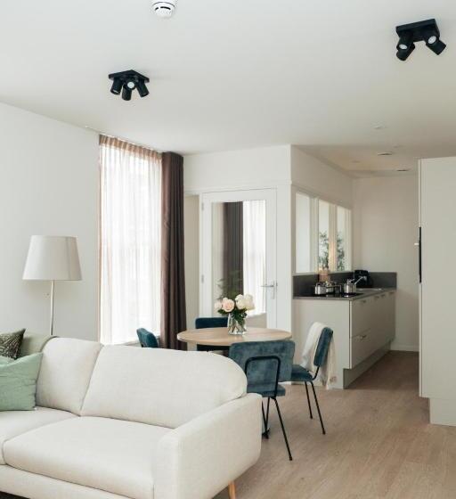 Апартаменты Deluxe 1 Спальня, Urban Suites