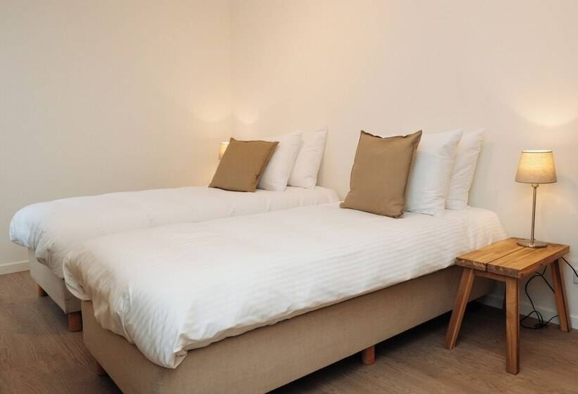 Апартаменты Deluxe 1 Спальня, Urban Suites
