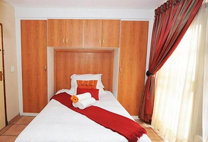 Номер Стандарт, Tshinakie Guesthouse Pretoria