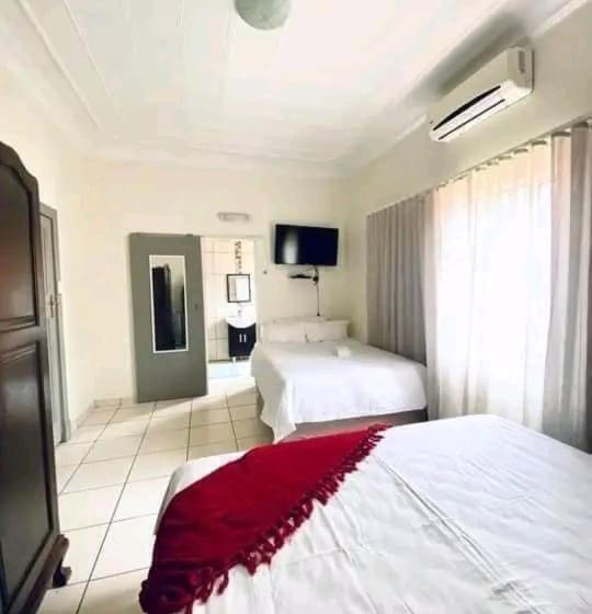 Семейный Номер, Tshinakie Guesthouse Pretoria