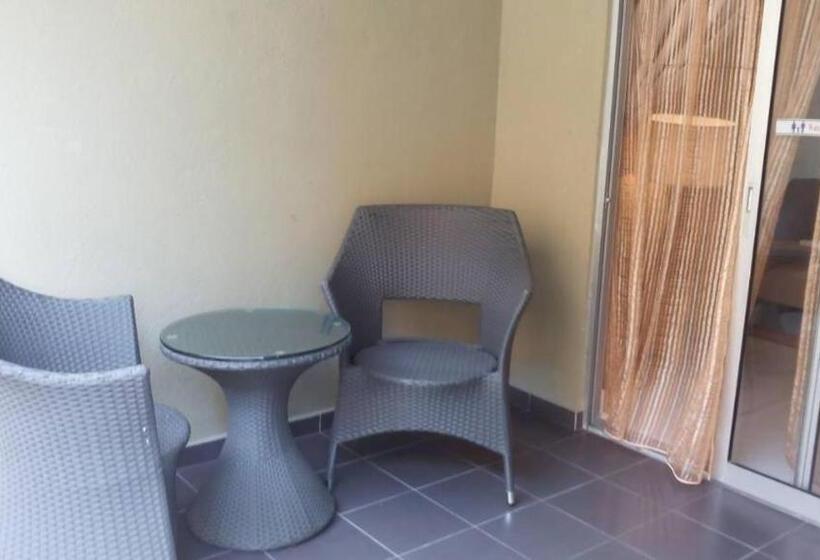 Студия Стандарт, Qastury Gold Coast Morib Resort