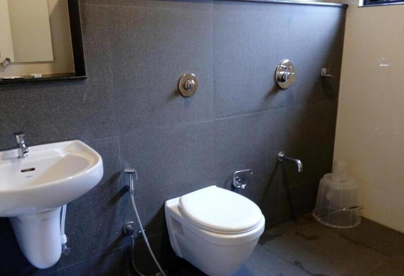 디럭스 스위트, Charles Premier Inn