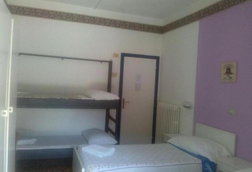 Четырехместный Номер Стандарт, Atene Albergo Riccione