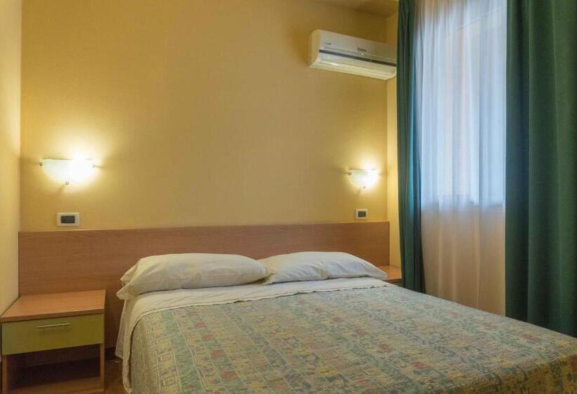 Номер Стандарт, Ristorante Albergo Al Donatore