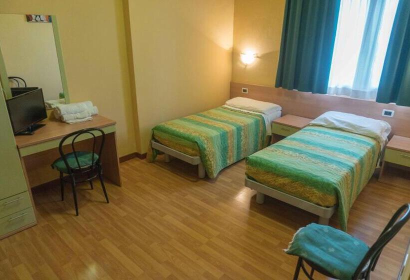 Номер Стандарт, Ristorante Albergo Al Donatore