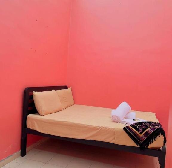 Дом 3 Спальни, Homestay Ira Jaya   4 Unit Rumah