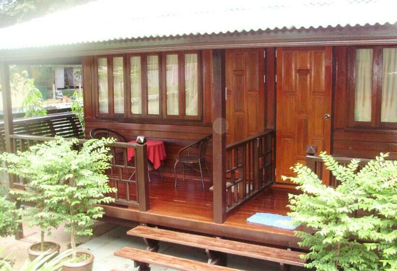 スタンダードバンガロー, Baan Kong Homestay
