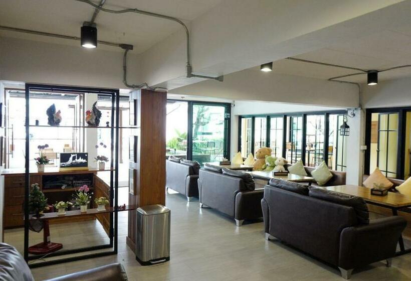 Номер Superior Вид на Сад, Old Town Chiangmai Boutique