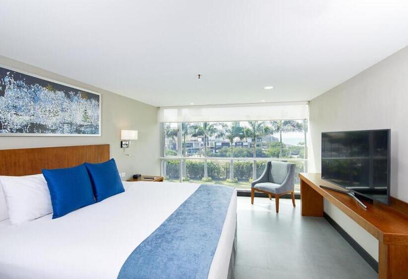 프레지덴셜 스위트, Wyndham Manta Sail Plaza Hotel And Convention Center