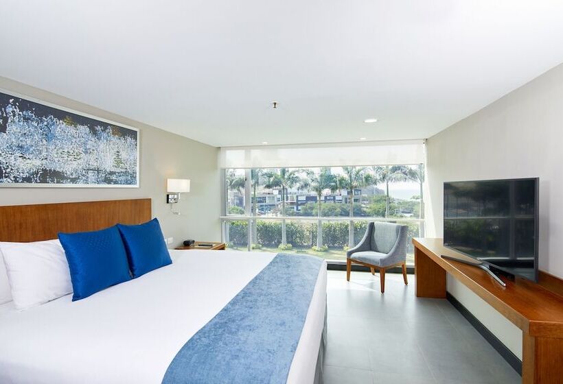 패밀리 스위트, Wyndham Manta Sail Plaza Hotel And Convention Center