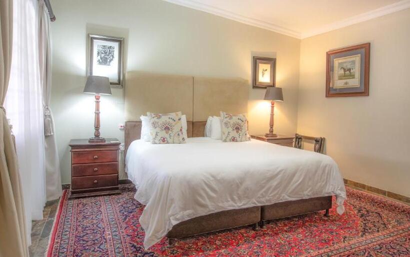Номер Deluxe Вид на Сад, At Heritage House
