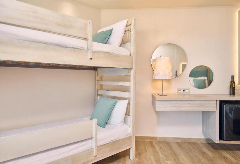 اتاق خانوادگی با چشمانداز استخر, Palazetto Suites Zakynthos   Adults Only
