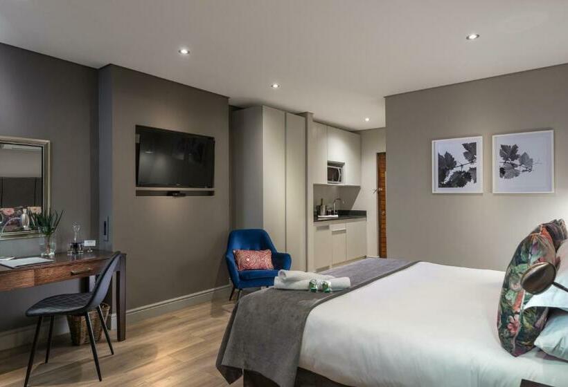 Номер Deluxe, River Place Manor