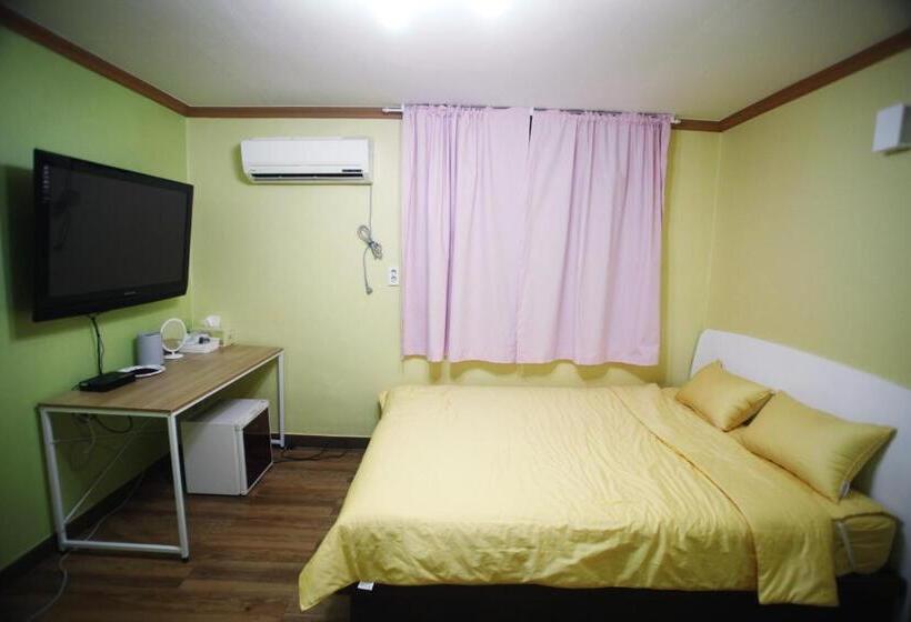 חדר סטנדרט, Yeosuro Guesthouse   Hostel