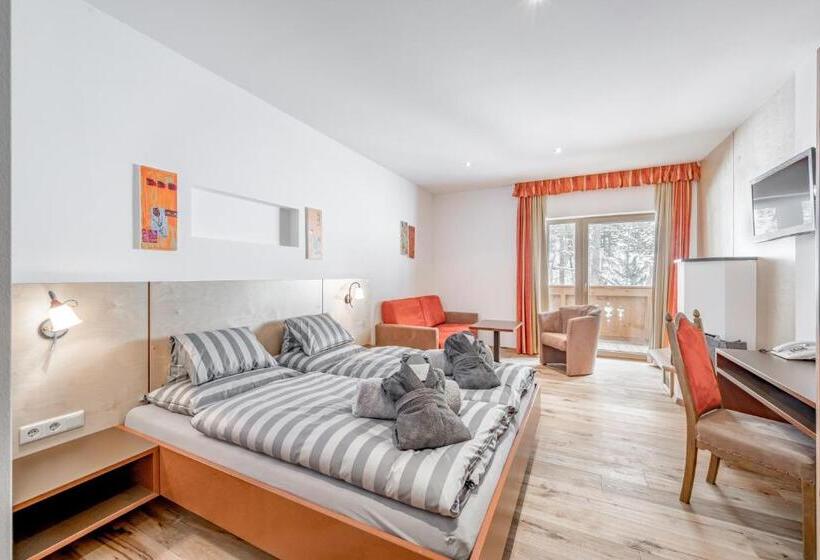 سوییت جونیور با بالکن, 4 Sterne Superior Mühle Resort 1900   Adults Only