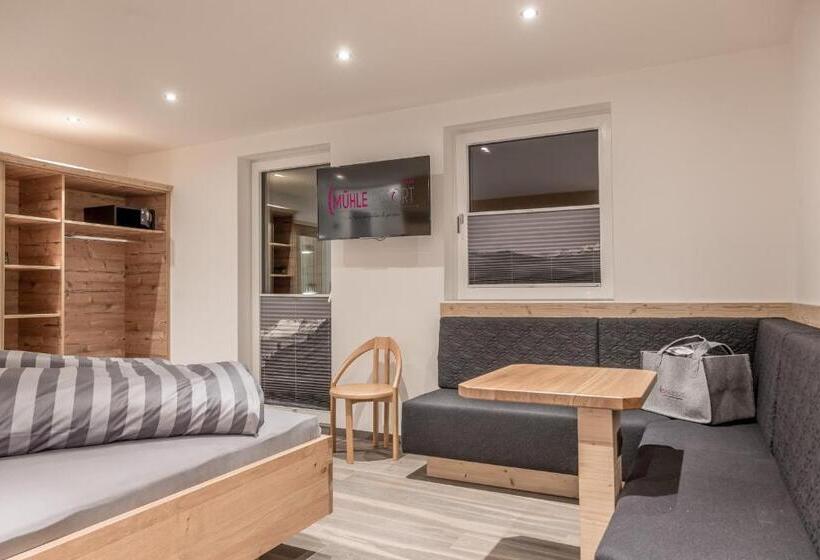 اتاق لوکس با بالکن, 4 Sterne Superior Mühle Resort 1900   Adults Only