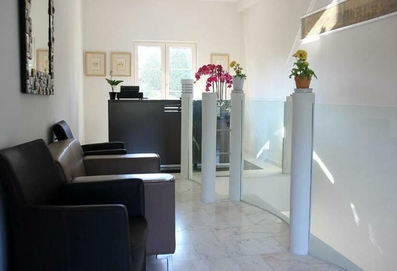 سوییت اجرایی, Luxury Suites Arendshof