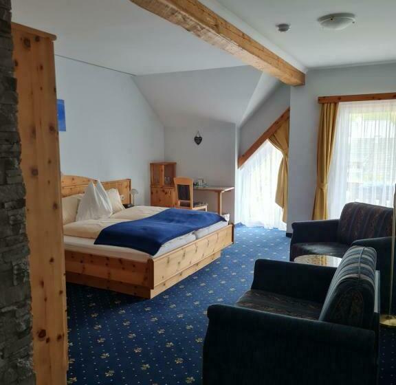 Четырехместный Номер Deluxe, Edelsteinhotel Guniwirt