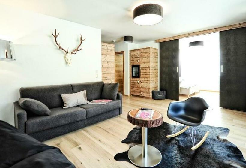 Люкс Superior, Alps Lodge